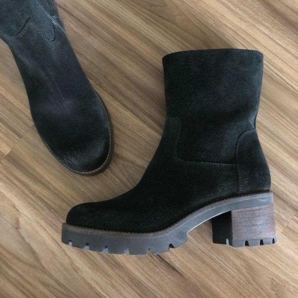 Manas Suede Rubber Heeled Boots Black